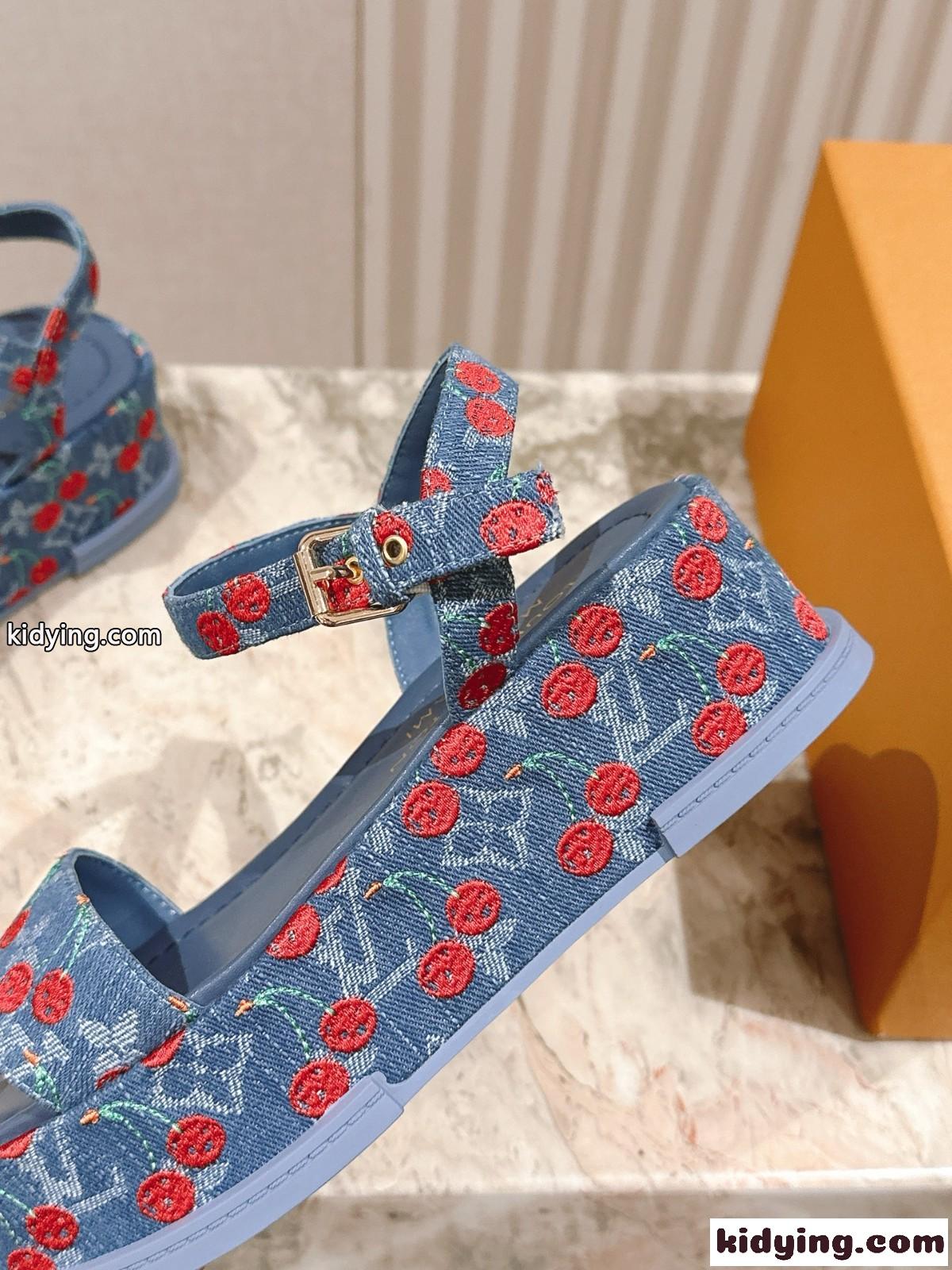 大人 可愛い ルイ・ヴィトン スーパーコピー LV × TM マヤ サンダル-2