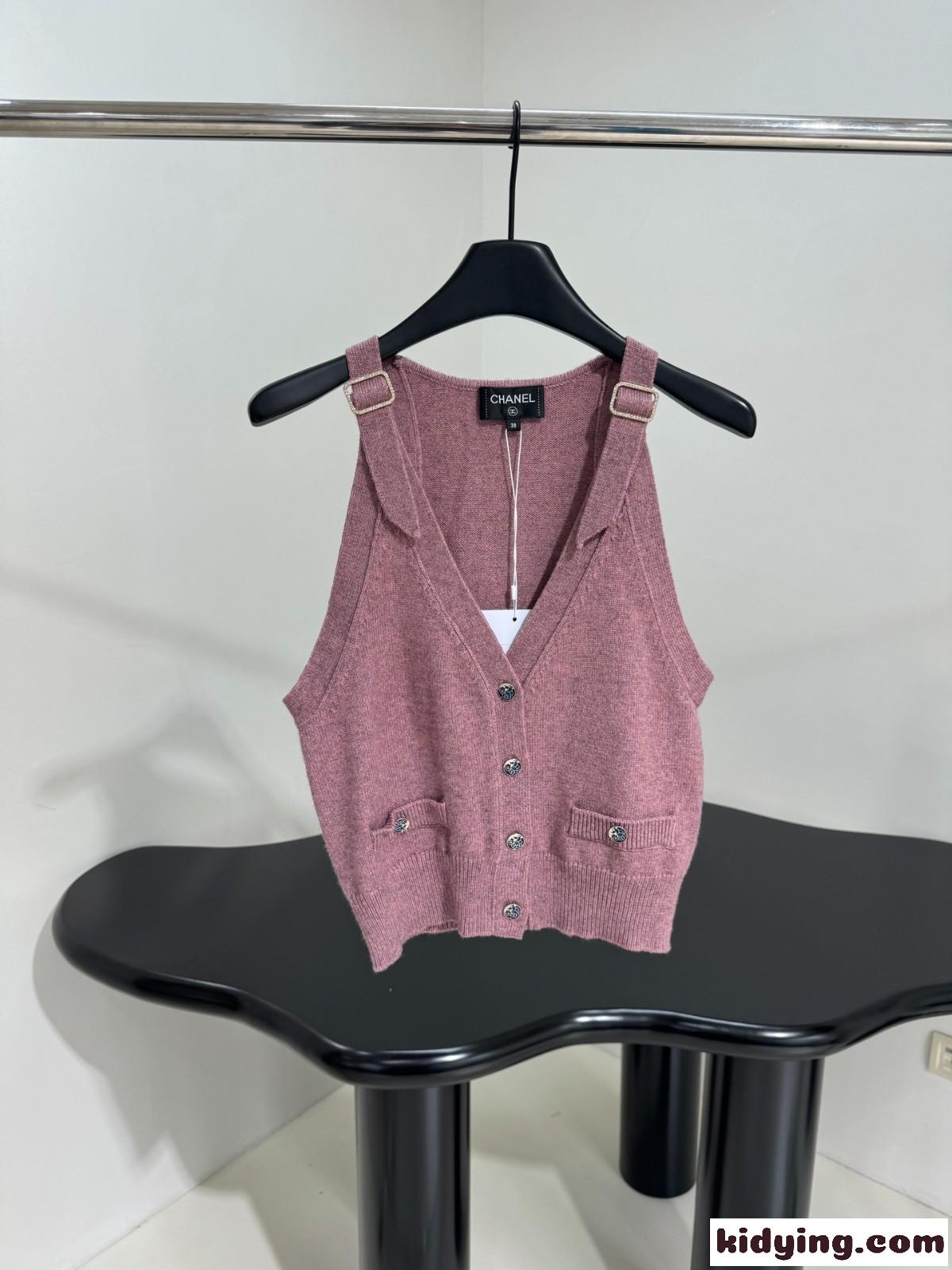 オシャレ度UP♪洗練された ニットベスト シャネル ニット コピー Vネック-1