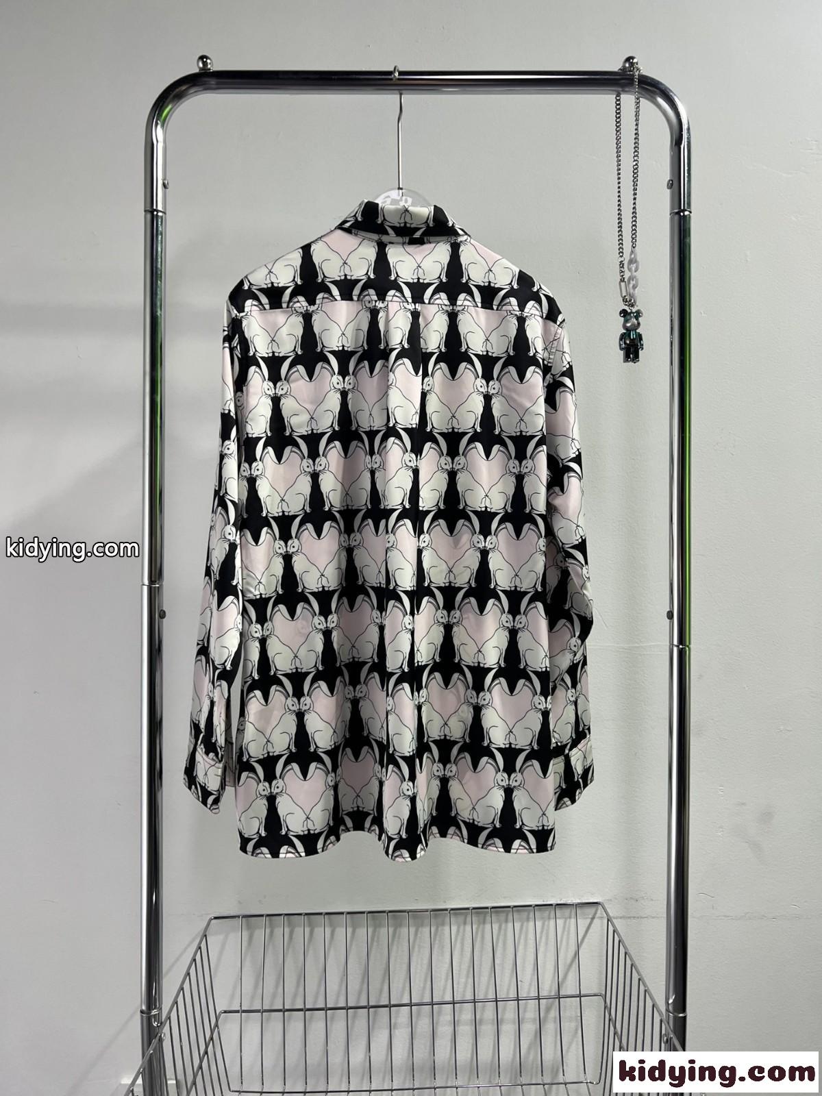 バーバリー シャツ コピー 上品 フェミニン ラビットプリント シルク オーバーサイズシャツ-1