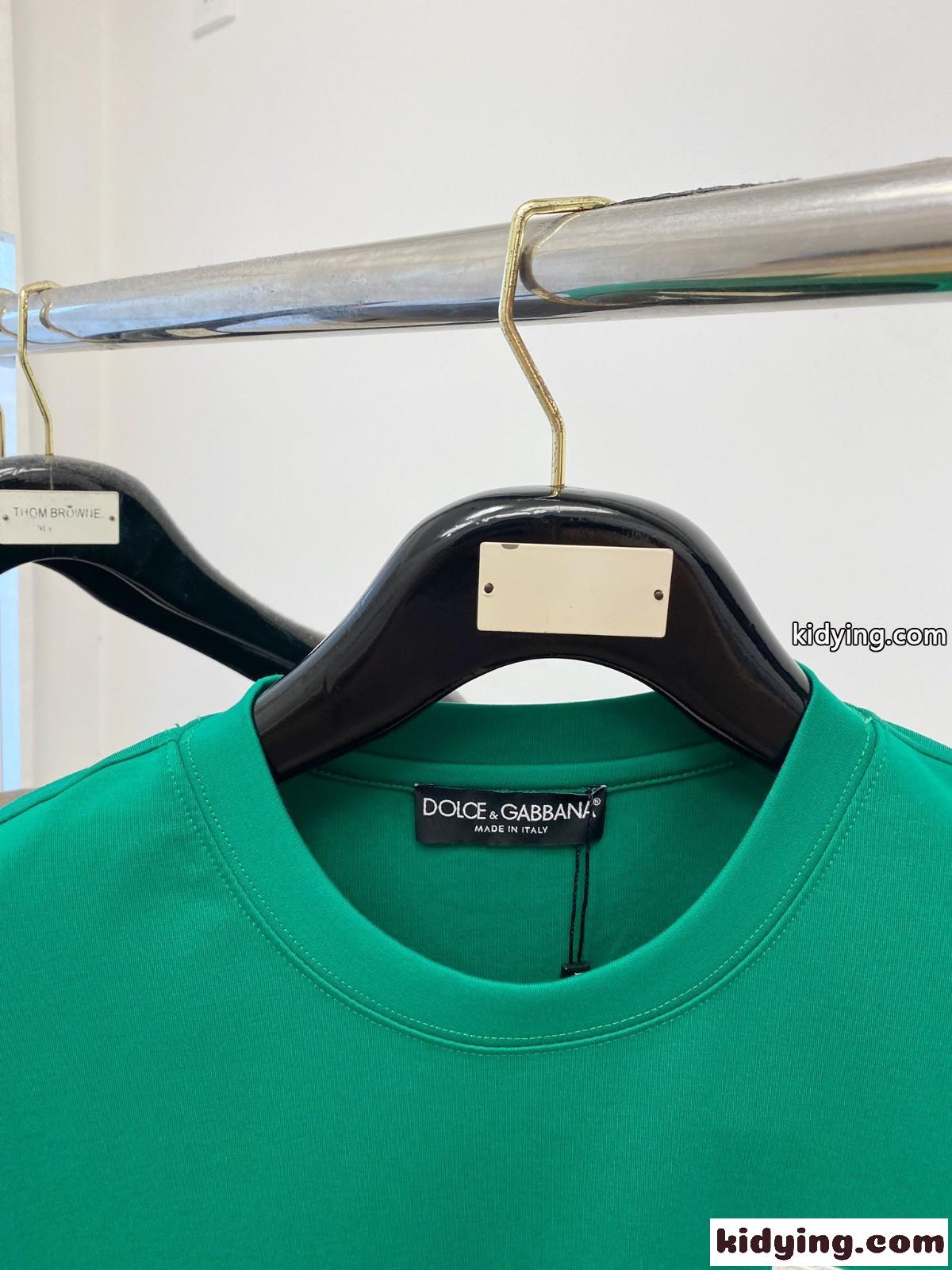 シンプル ロゴパッチ ドルチェ&ガッバーナ Tシャツ コピー 半袖Tシャツ グリーン-1