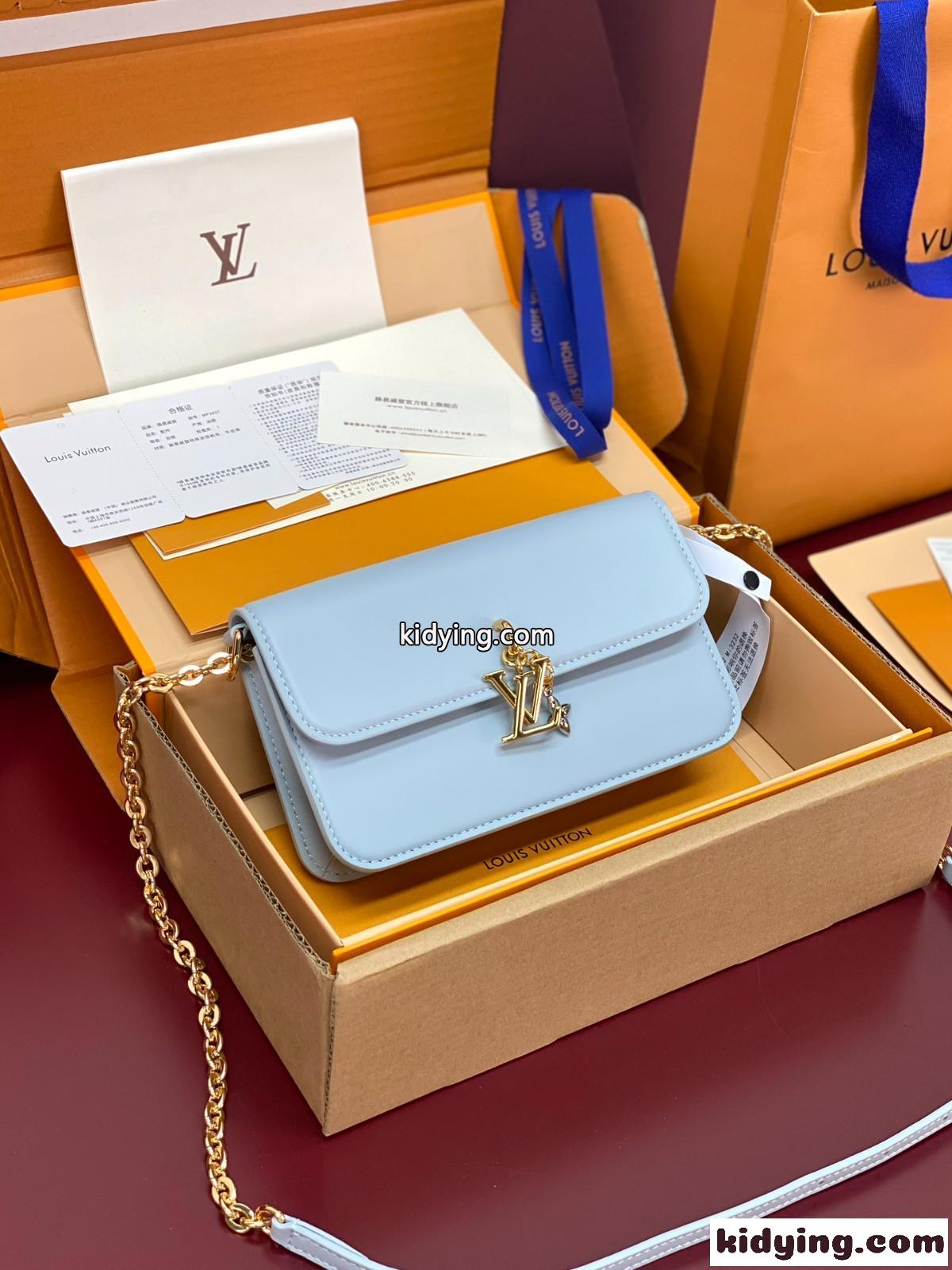 ルイ・ヴィトン スーパーコピー M14564 ウォレット オン チェーン・LV ブルーム ブラック-0