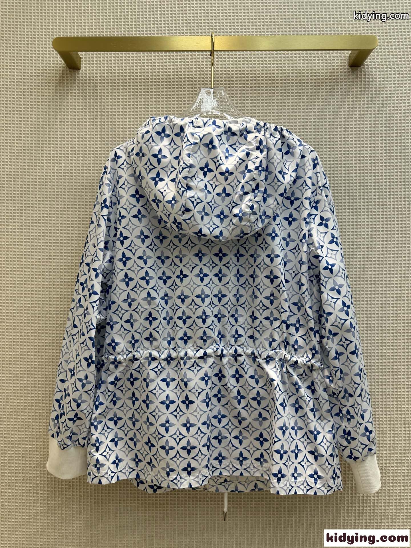 LV バイ・ザ・プール モノグラムフラワータイルショートパーカ ルイヴィトン ジャケット コピー-3
