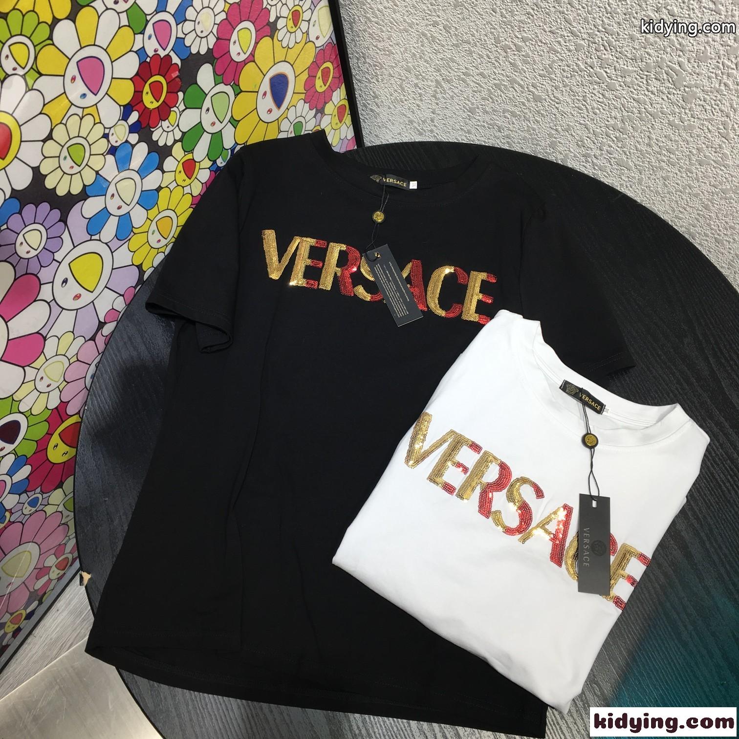 着心地いい カジュアル おしゃれ 合わせやすい ラウンドネック ヴェルサーチ tシャツ コピー ロゴ 半袖-2