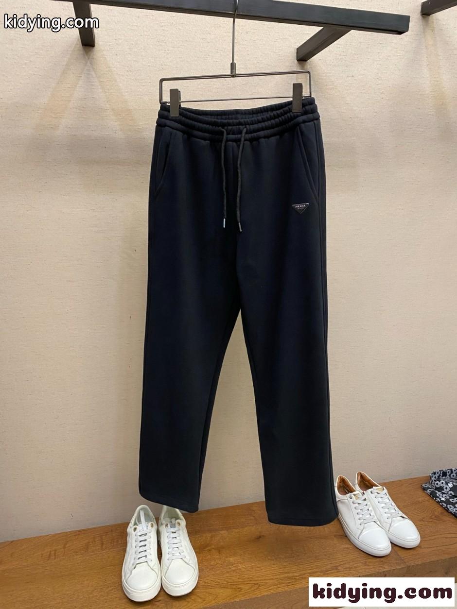 定番 合わせやすい 裏起毛 スウェットパンツ プラダ パンツ 偽物 ブラック-1