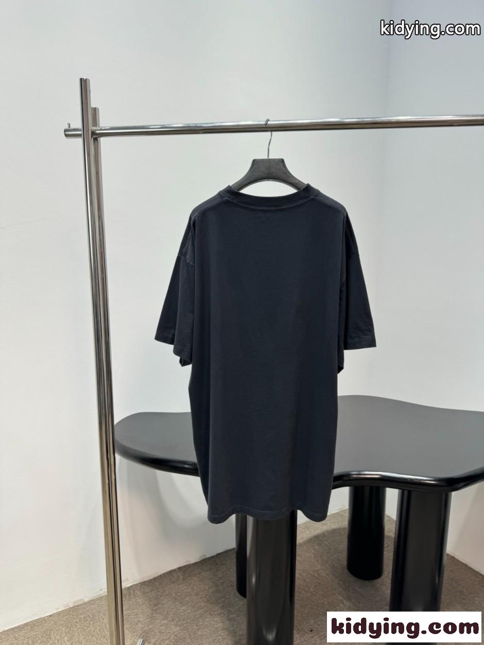 お洒落 オーバーサイズ ロゴ入り 半袖Tシャツ バレンシアガ Tシャツ 偽物 ユニセックス-1