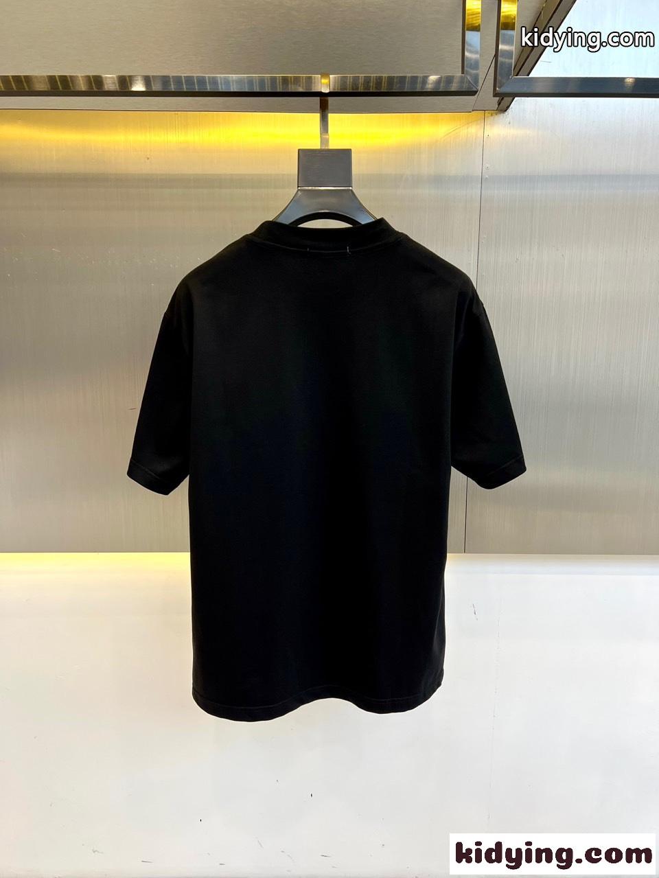 お洒落 ロゴ入り コットン 半袖Tシャツ ロエベ Tシャツ 偽物 ブラック-3