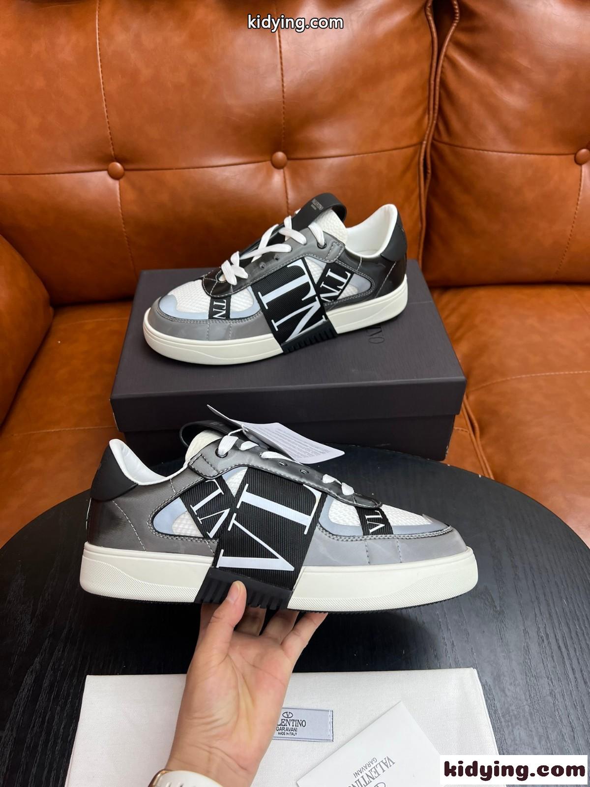 カジュアル おしゃれ ヴァレンティノ VLTN カーフスキン ロートップ スニーカー コピー メンズシューズ-1