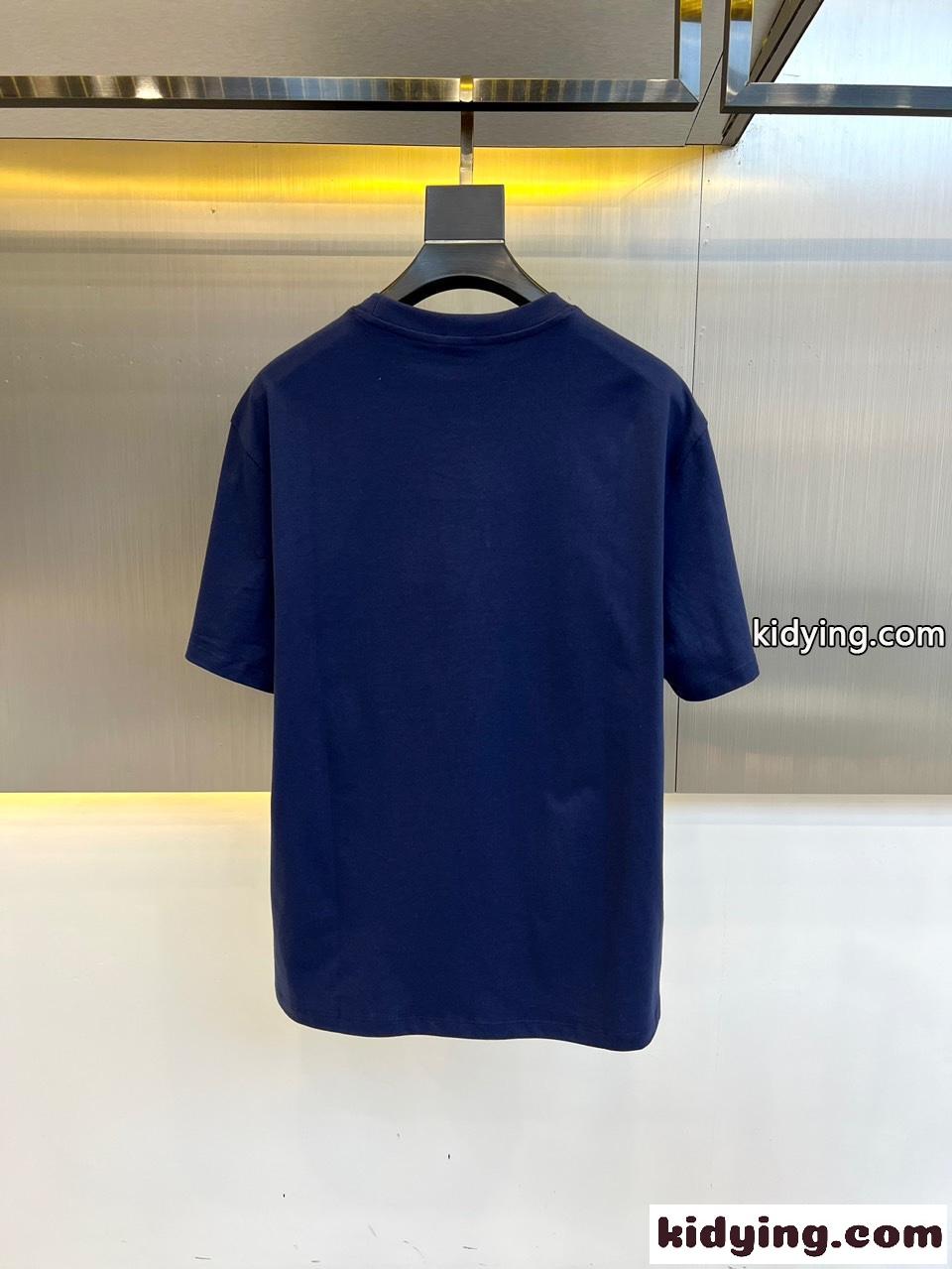 おしゃれ 合わせやすい 刺繍入り フェンディ 半袖Tシャツ コピー クルーネック ブルー-4