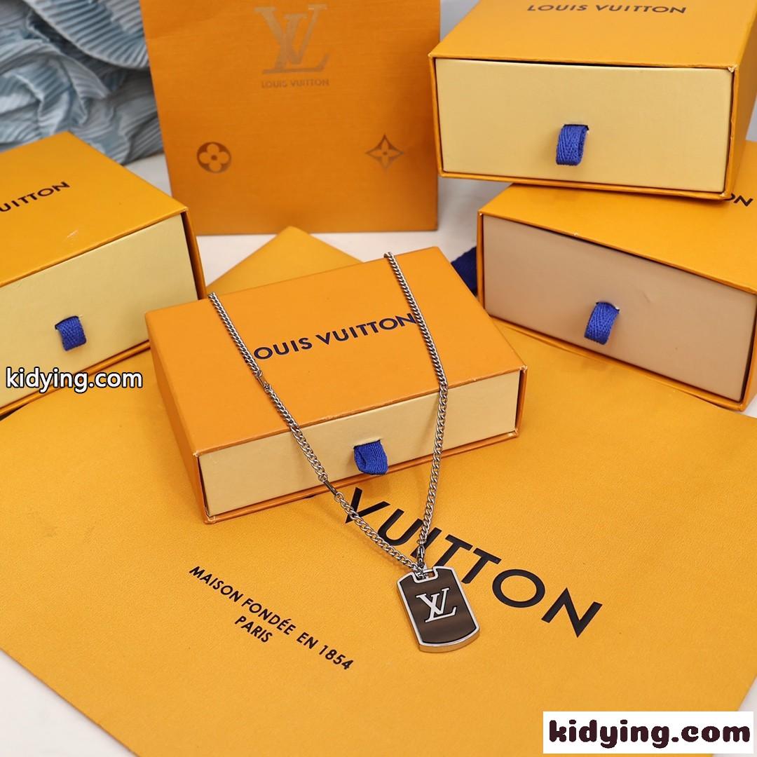 M00883 コリエ・LV シェイズ ルイ・ヴィトン ネックレス コピー カジュアル 人気-1
