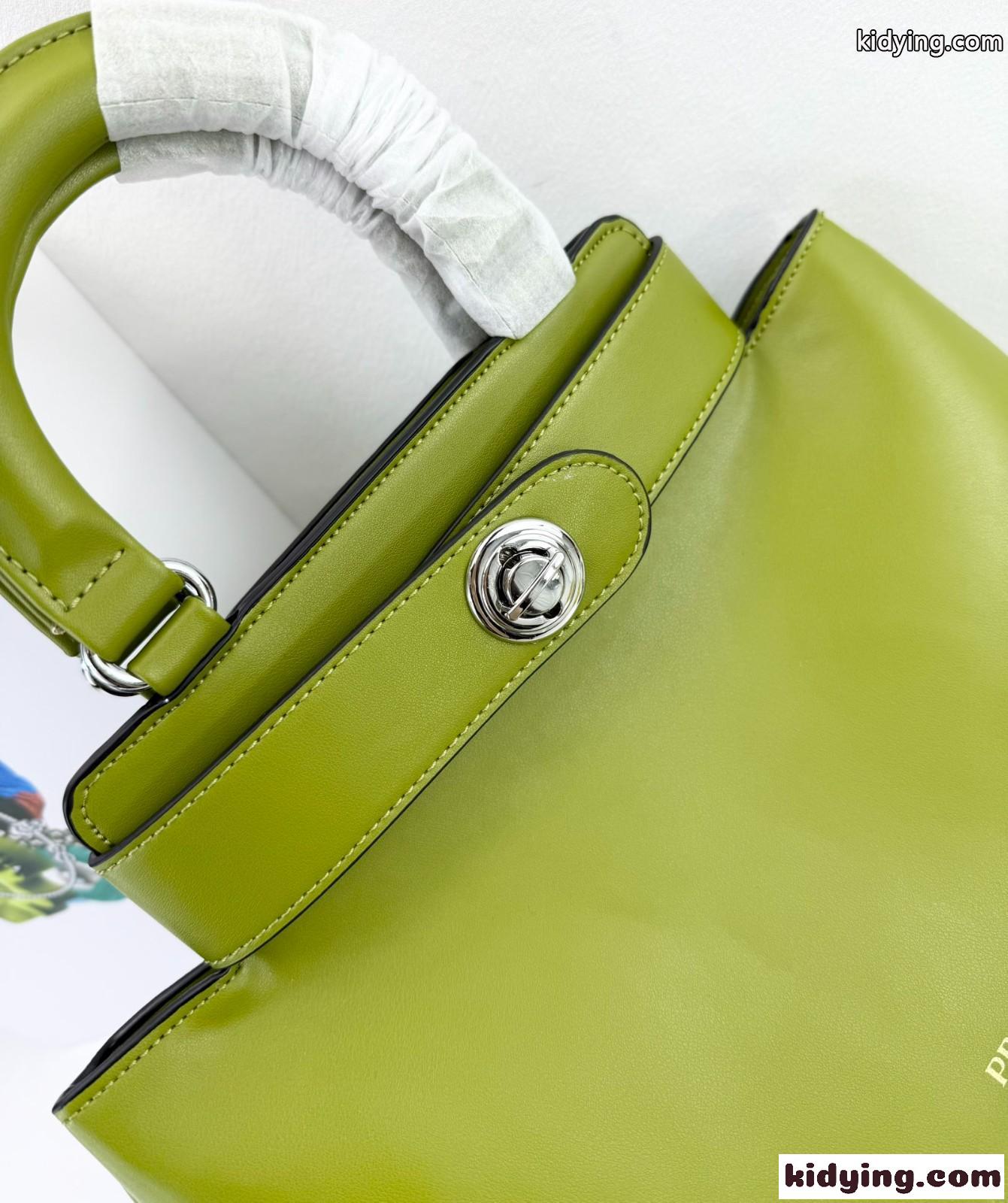 新作♪PRADA エチュード ミディアム レザーバッグ プラダ バッグ コピー グリーン-2