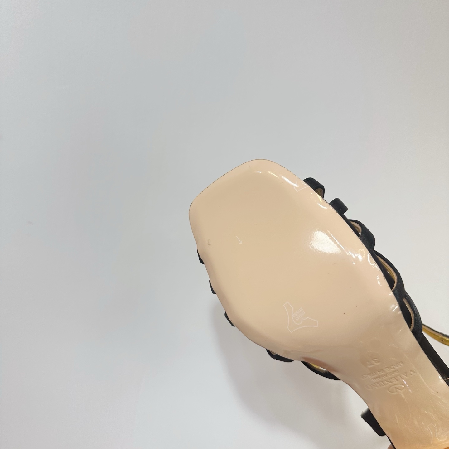 人気 ヴァレンティノ プレシューズ クリスタル サンダル スーパーコピー ホワイト-4
