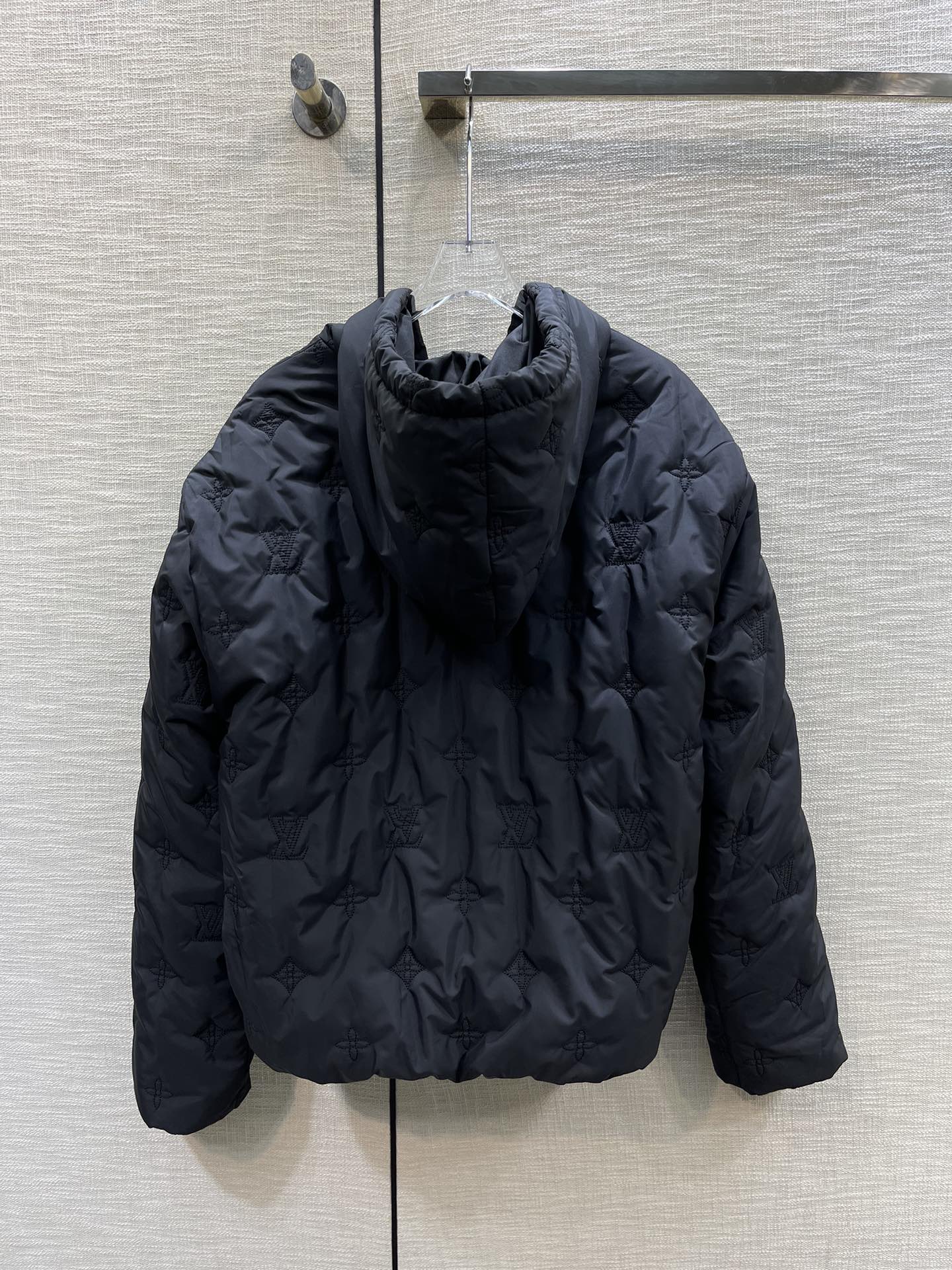 ルイヴィトン モノグラムキルテッドフーデッドブルゾン 偽物 中綿入り-3