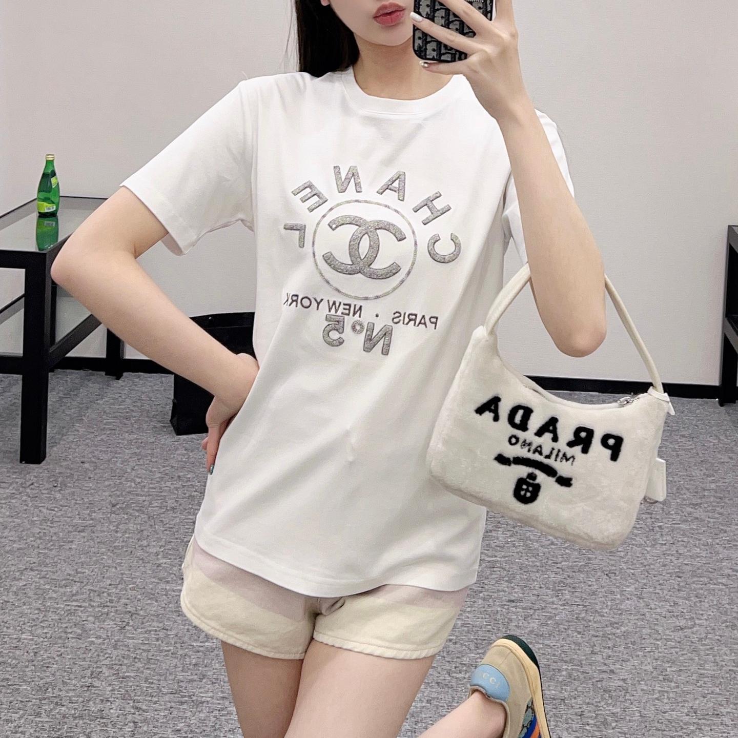 シャネル Tシャツ コピー シンプル ロゴ入り コットン 半袖Tシャツ ホワイト-0