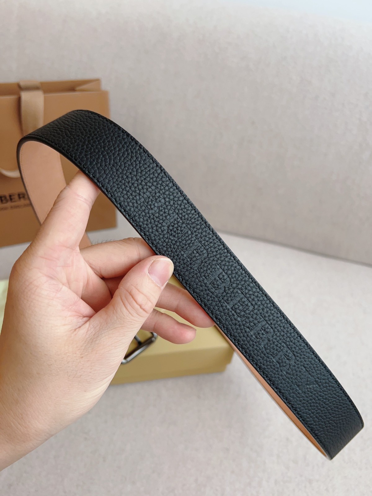 上品 合わせやすい バーバリー ベルト コピー シンプル レザーベルト-2
