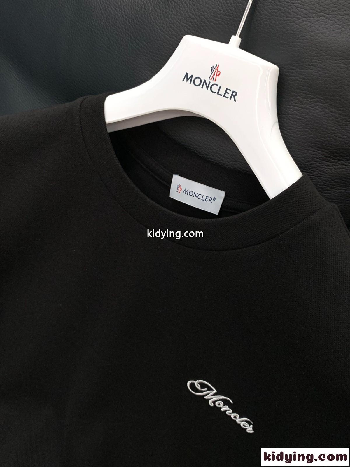 カジュアル 合わせやすい モンクレール Tシャツ 偽物 ロゴ 長袖Tシャツ トップス-2