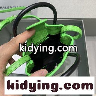 Balencia新潮から反則までのミニフォンバッグ 控えめでオシャレでおしゃれな人に欠かせない バレンシアガ バック 可愛い コピー-1
