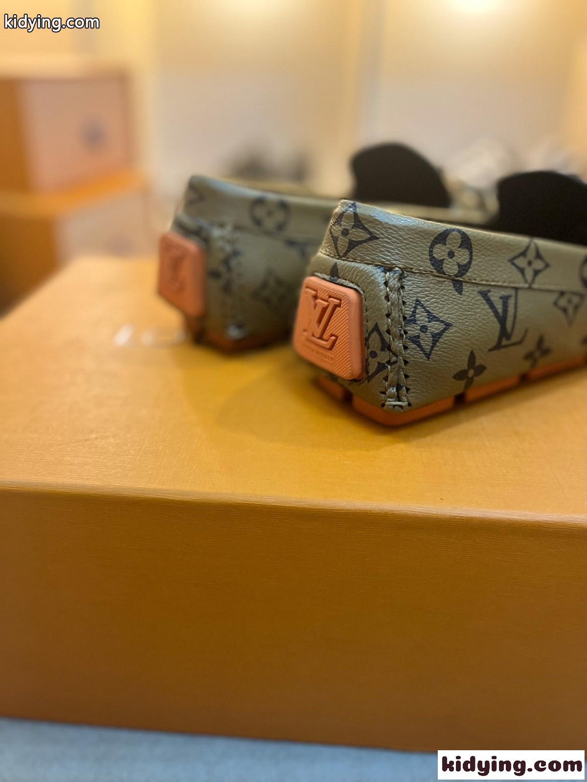 カジュアル LV ドライバー・ライン ローファー モカシン ルイ・ヴィトン スーパーコピー-4