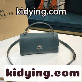 コーチバッグ お手入れ コピー COACH ×GUANG YUのコラボ版が発売されると好評を博し クールな造形をしています-1