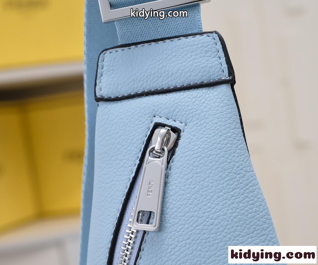 FENDI ROMA レザー フェンディ コーノ スーパーコピー メンズバッグ ブルー-2