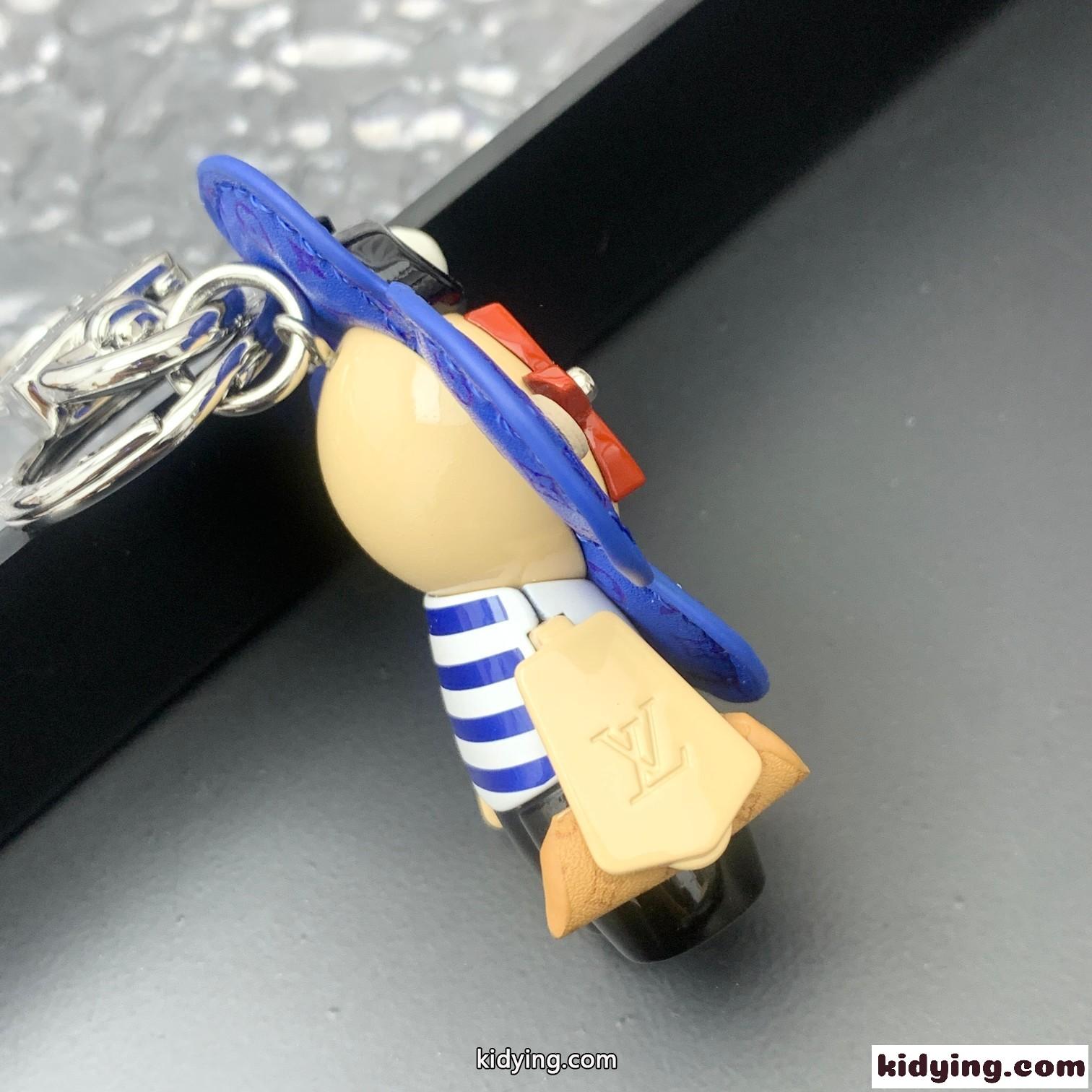 人気 バッグチャーム・ヴィヴィエンヌ イン パリ ルイヴィトン キーホルダー コピー キーリング-2