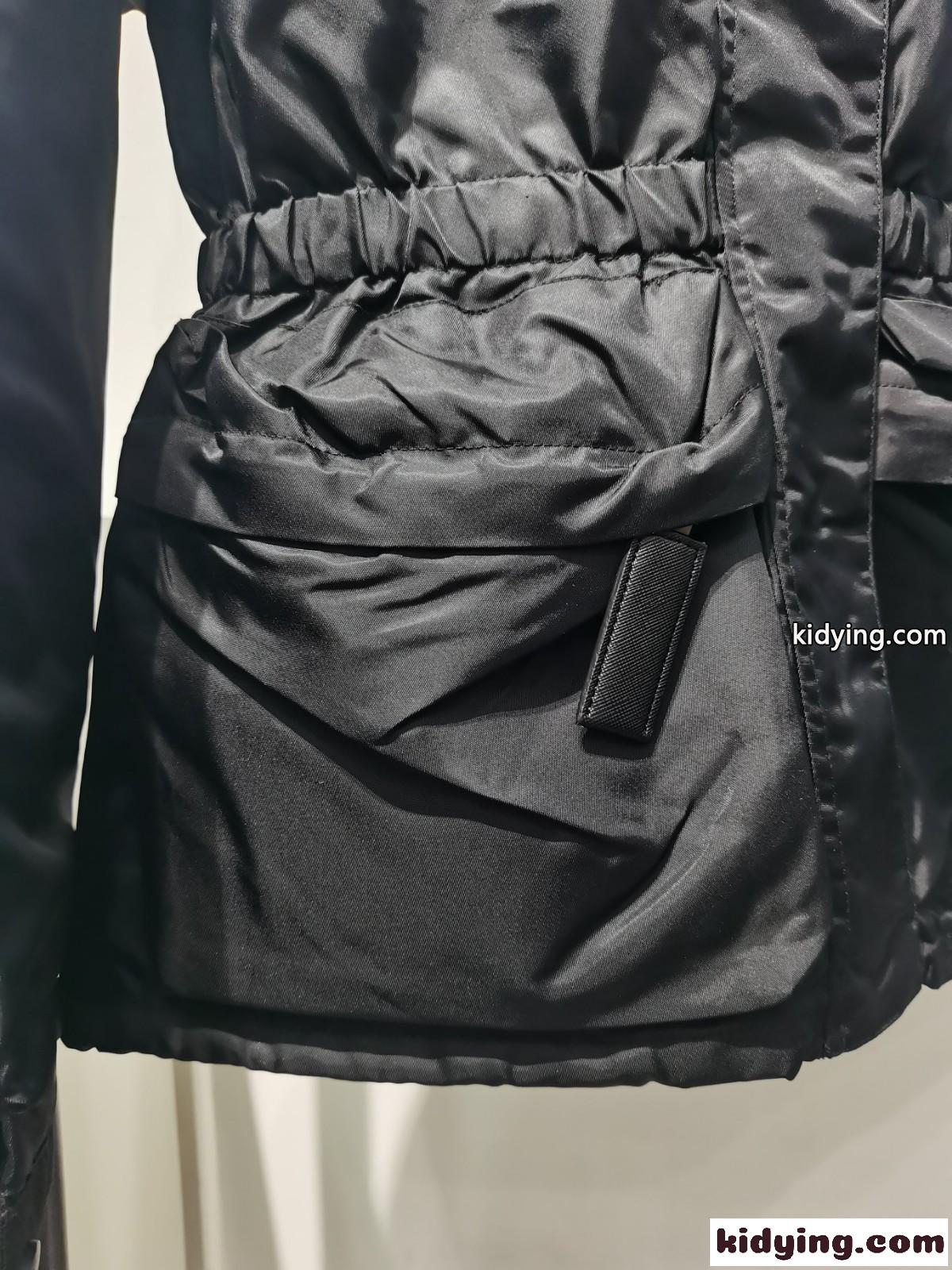 PRADA 新作 フード付き ナイロンジャケット プラダ ジャケット コピー カジュアル-4