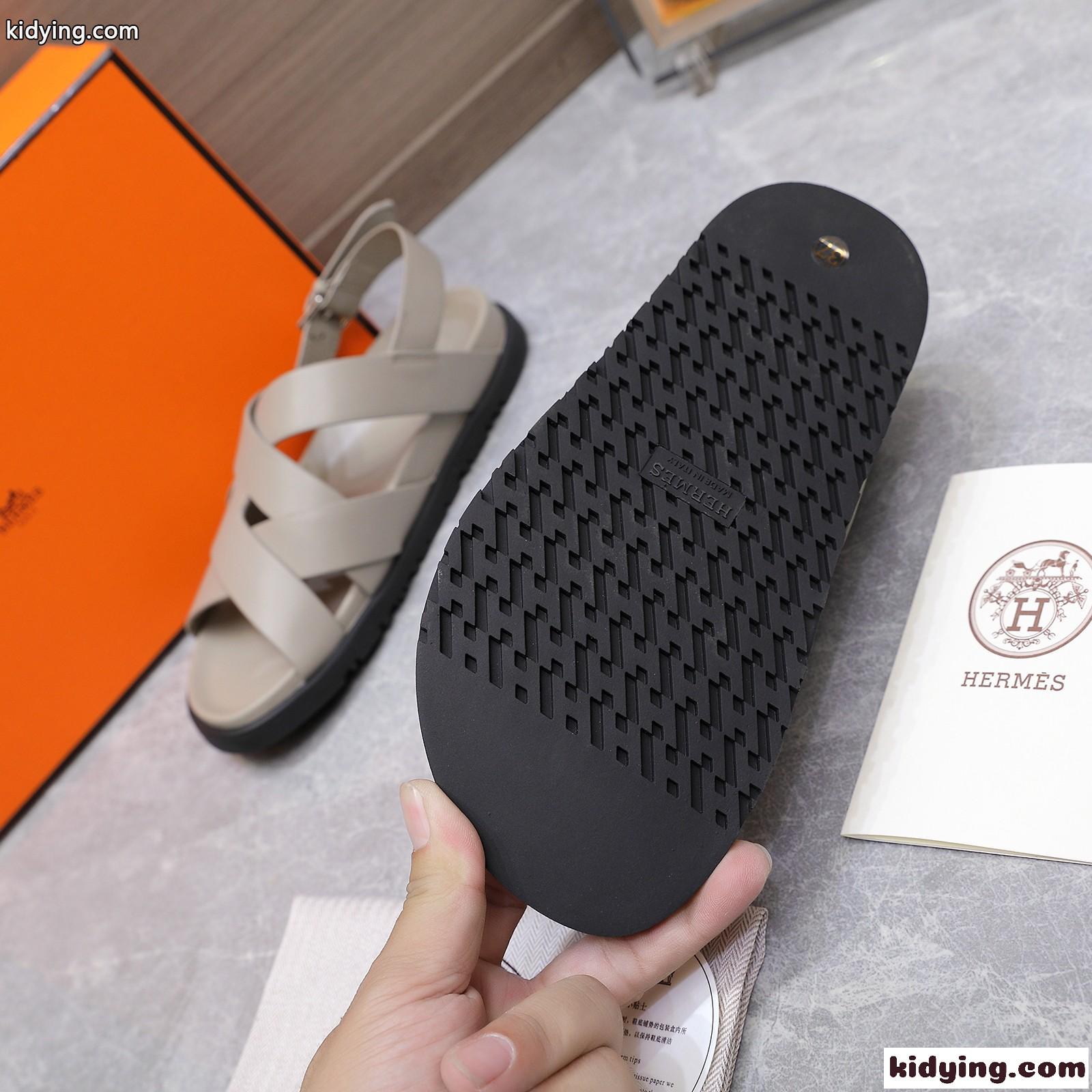 大活躍 ヘラクレス テクノサンダル エルメス サンダル スーパーコピー グレー-4