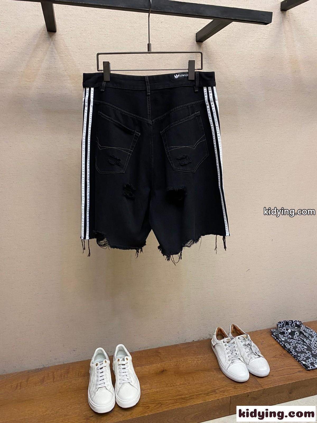 大注目のコラボ&BALENCIAGA×adidas バレンシアガ パンツ コピー デニム ショートパンツ-1