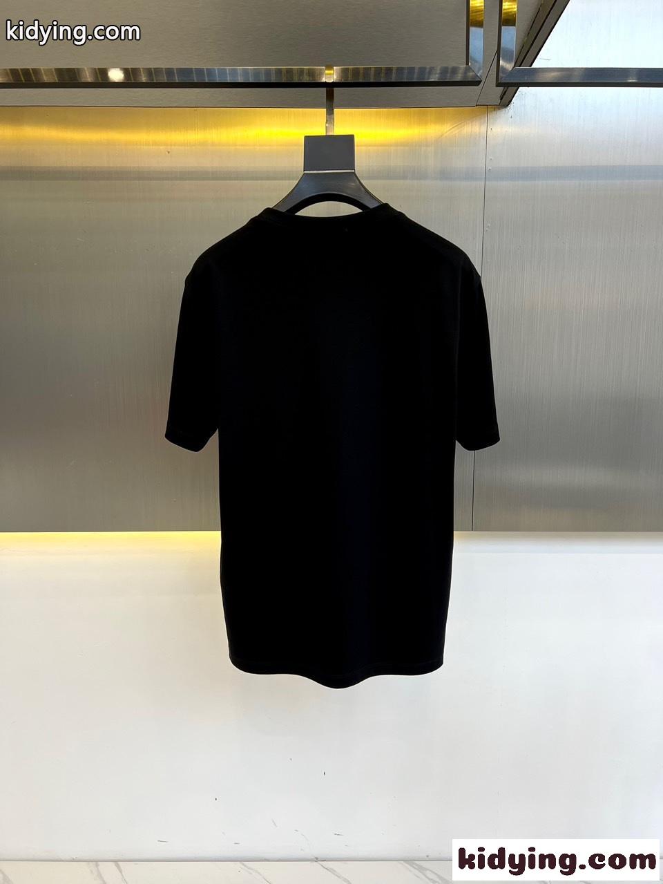 アルマーニ Tシャツ コピー カジュアル ロゴ入り 半袖Tシャツ ブラック-4