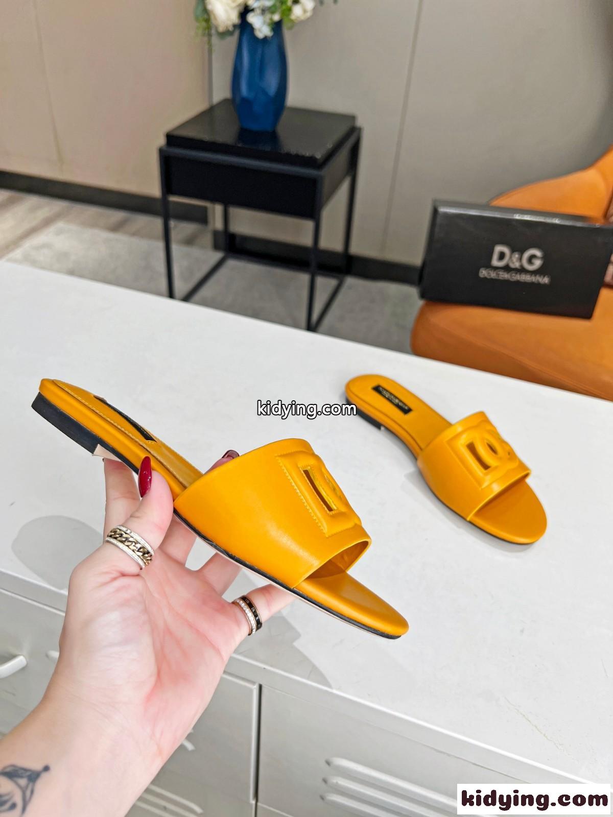 スライドサンダル カーフスキン DGロゴ ドルチェ&ガッバーナ サンダル コピー イエロー-1