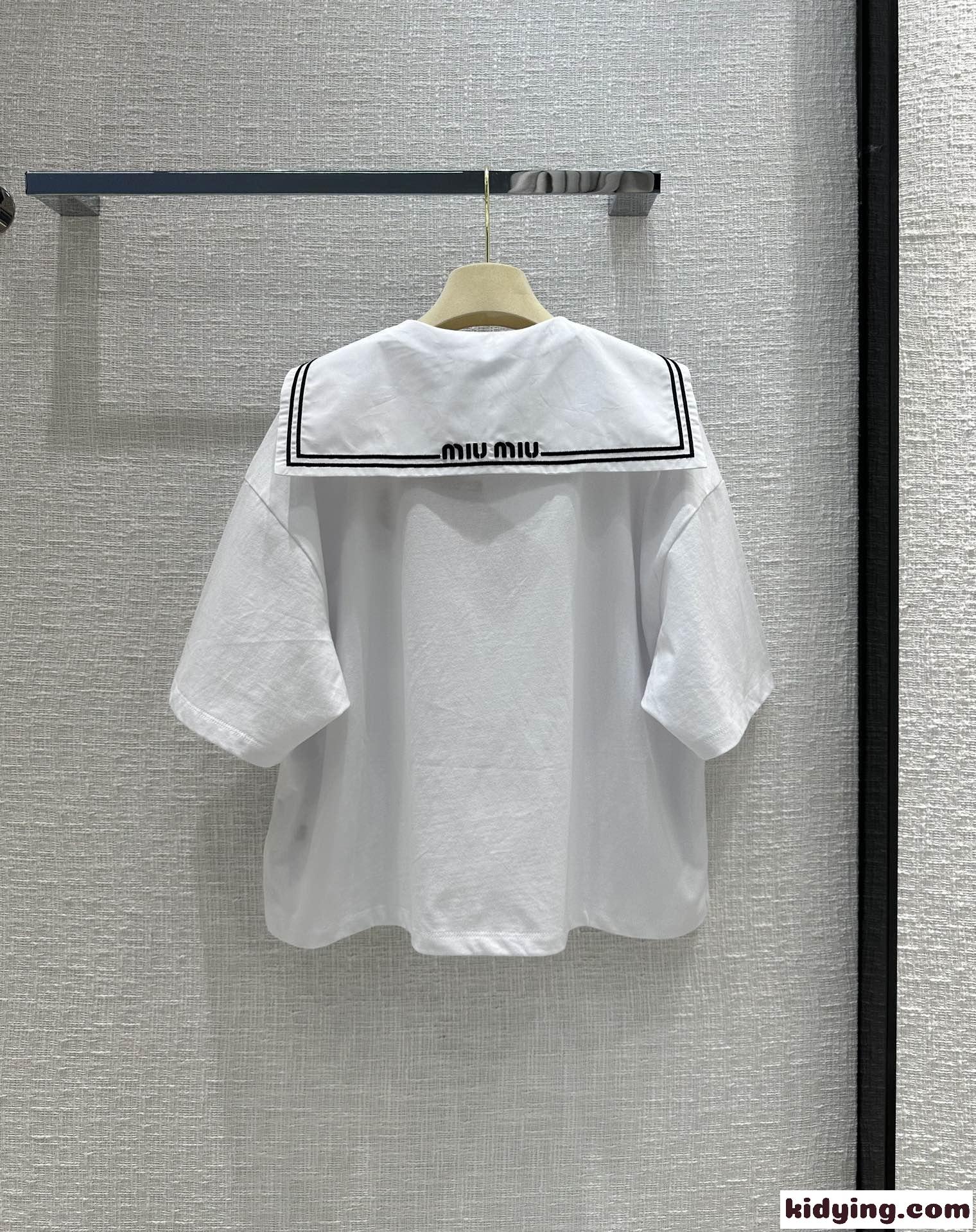 セーラー エンブロイダリー Tシャツ ゆったり 合わせやすい ミュウミュウ Tシャツ コピー-1