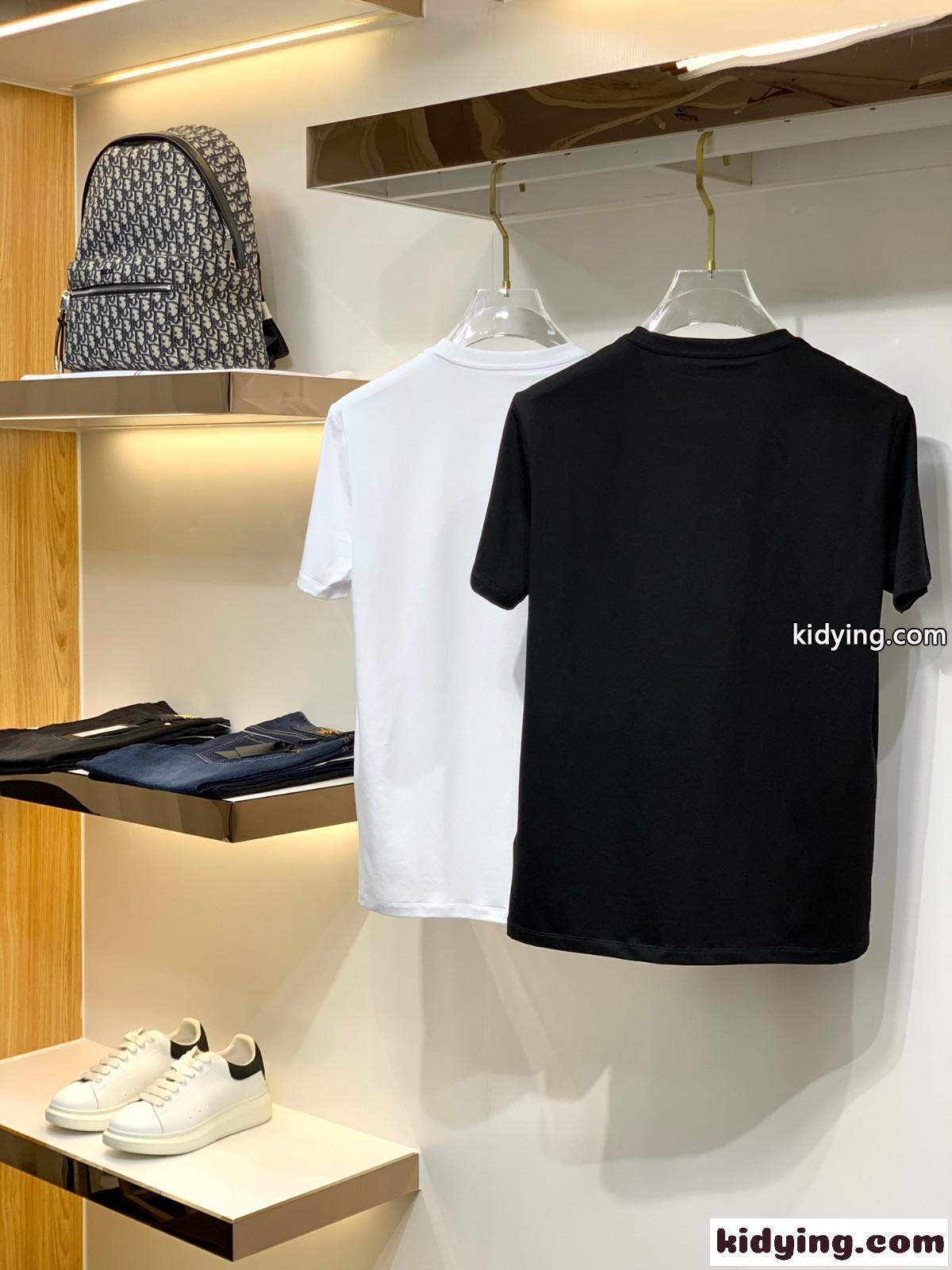 着心地抜群 柔らかい 通気性 クロムハーツ 半袖Tシャツ コピー カジュアル オシャレ ロゴ クルーネック ホワイト ブラック-1