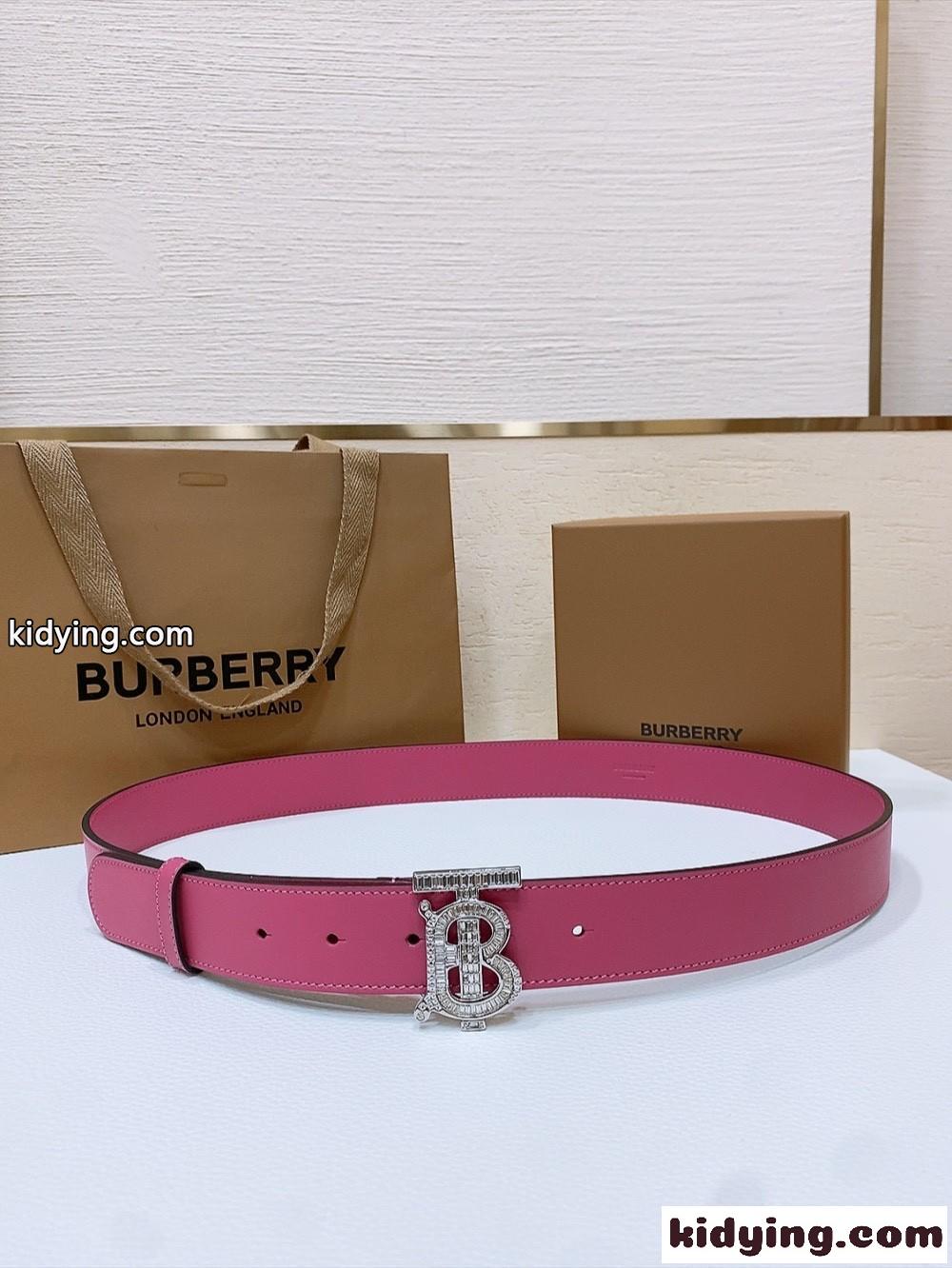 洗練された 上品 バーバリー ベルト コピー TBバックル 合わせやすい レザーベルト-0