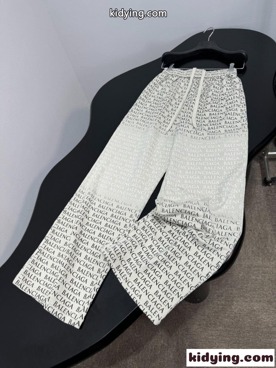 グラデーション ロゴ総柄 スウェットパンツ バレンシアガ パンツ コピー ホワイト-2