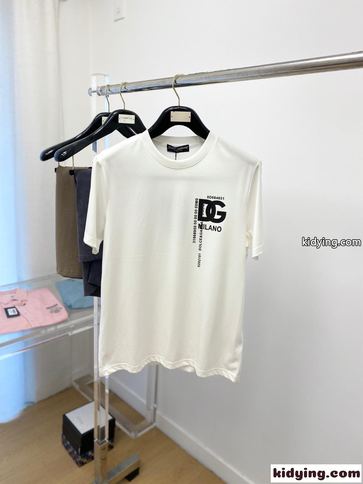 カジュアル 合わせやすい コットンTシャツ ドルチェ&ガッバーナ 半袖Tシャツ コピー ホワイト-0