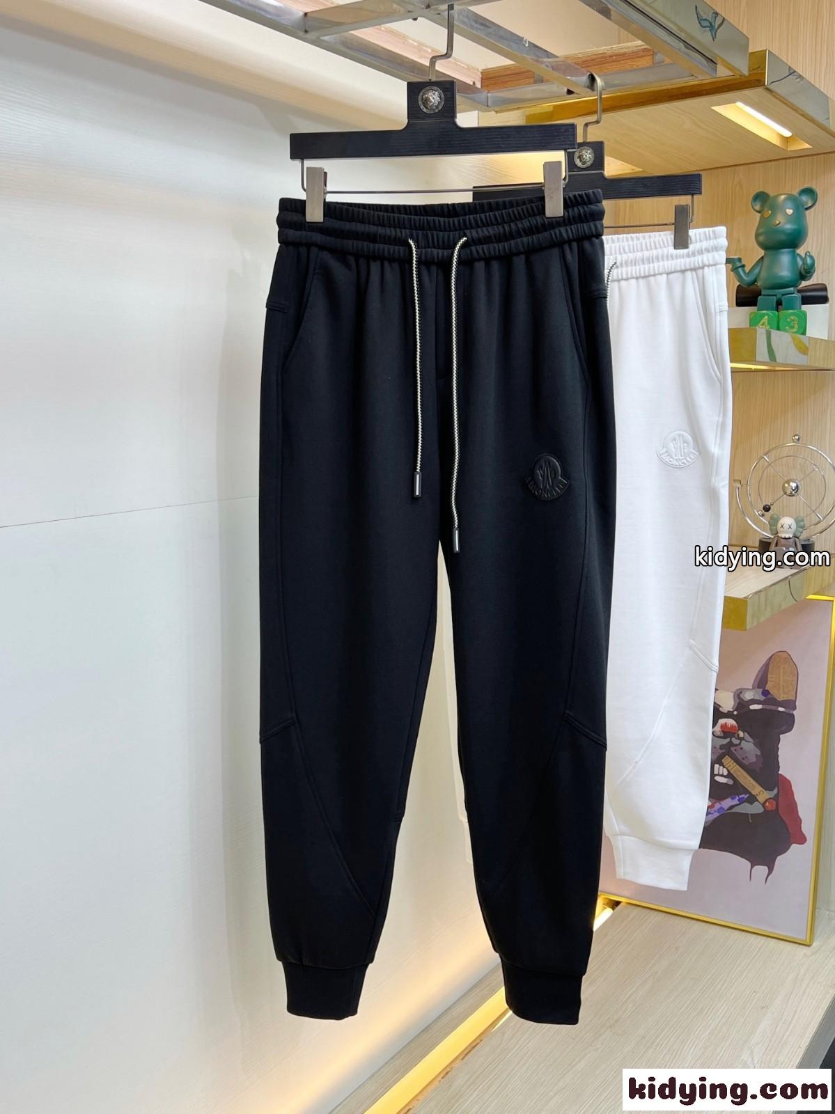 定番 カジュアル ロゴ スウェットパンツ モンクレール パンツ コピー おしゃれ-1