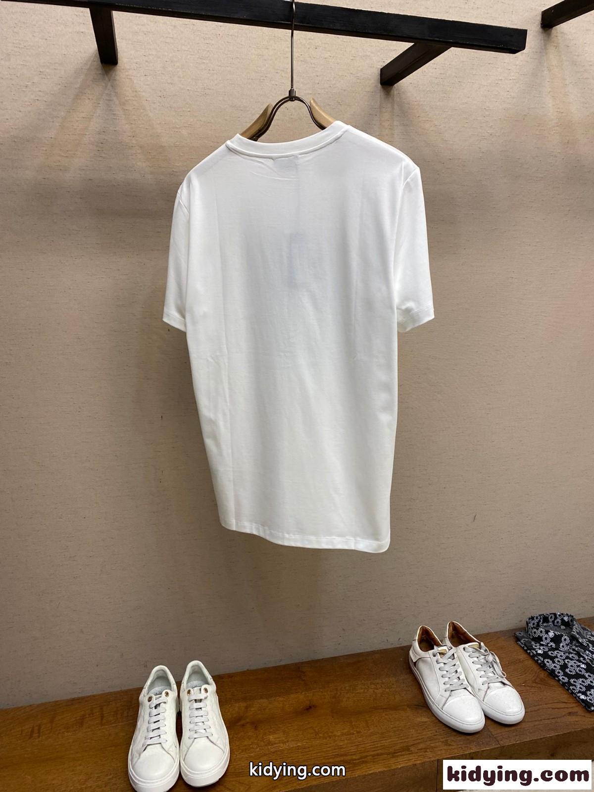 カジュアル 快適 クルーネックメドゥーサ ヴェルサーチェ Tシャツ コピー 半袖 トップス-2