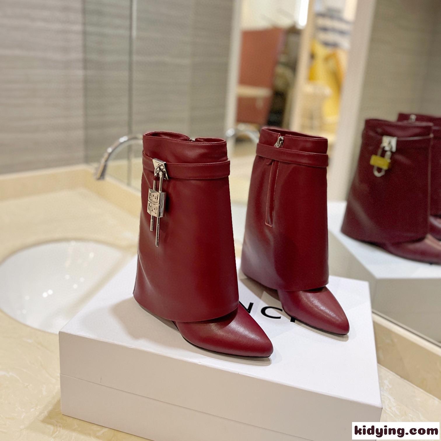 大人気 シャークロック アンクルブーツ レザー ジバンシィ ブーツ スーパーコピー ワイン-0