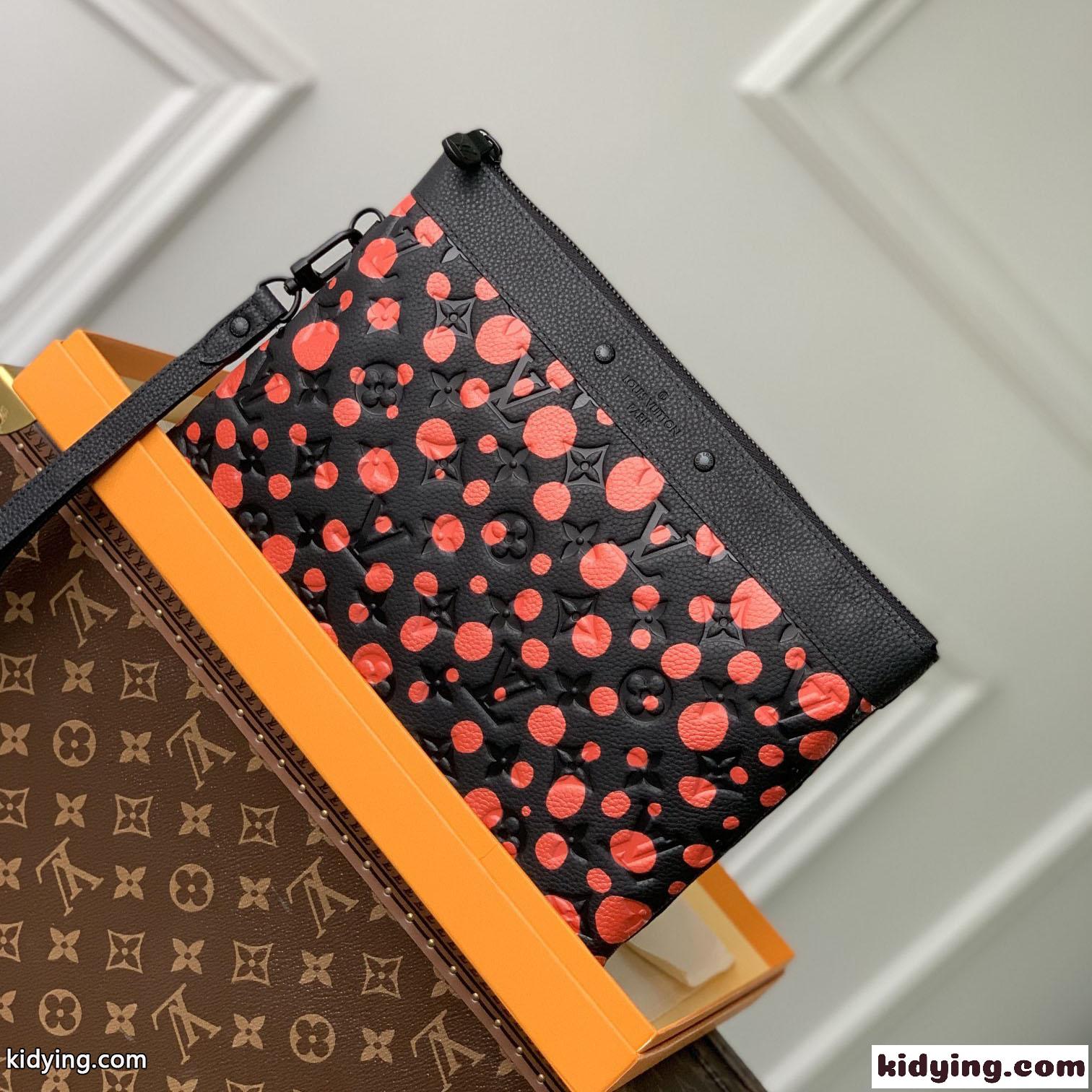 M82019 LV × YK ポシェット･トゥ･ゴー ルイ・ヴィトン バッグ コピー メンズ クラッチバッグ-0