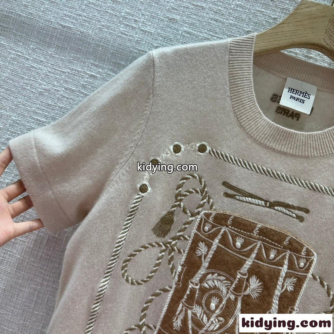 上品 エルメス レ・タンブール 刺繍 カシミヤ ショートスリーブニット コピー-0