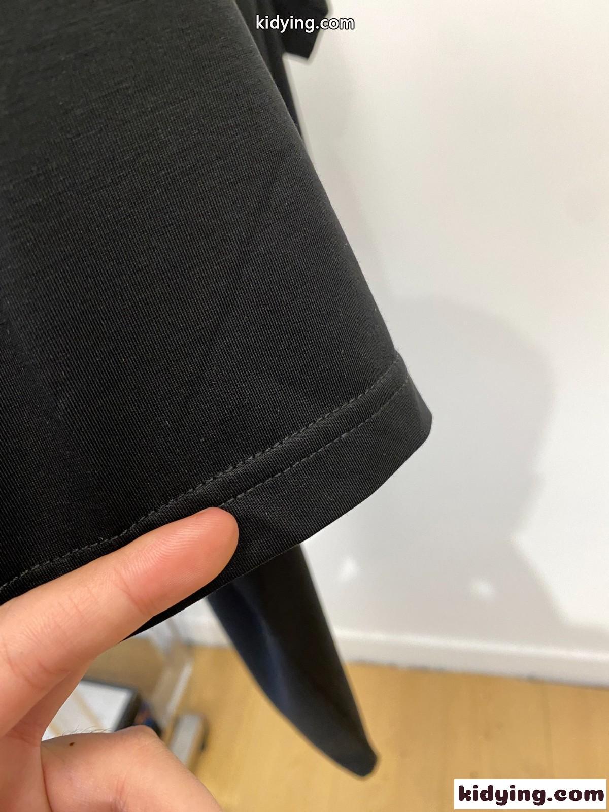 ロエベ Tシャツ 偽物 定番 ロゴ入り 半袖Tシャツ クルーネック ブラック-4