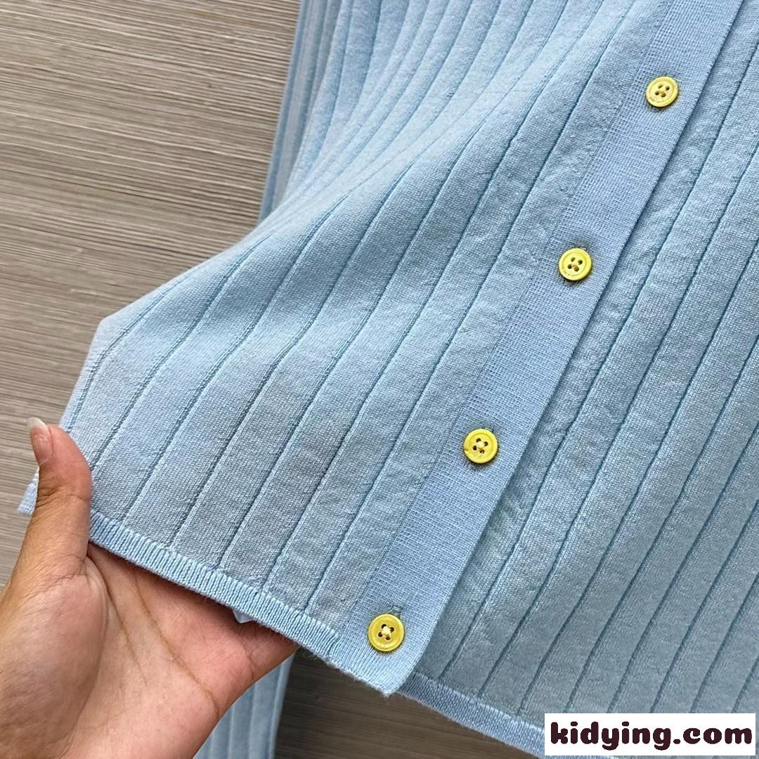 シンプル ロゴ刺繍 イヴ・サンローラン ニット コピー クルーネック カーディガン ブルー-0