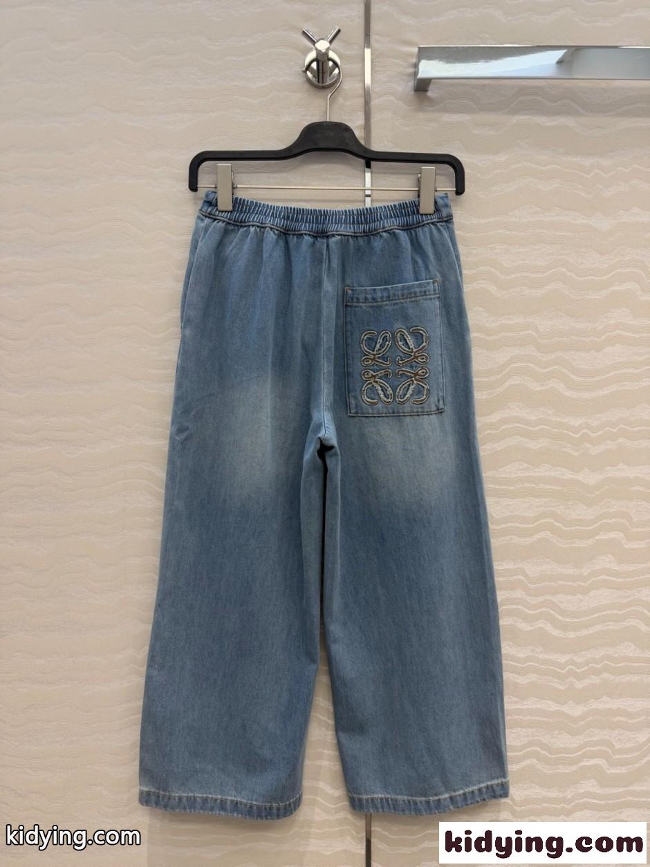 シンプル カジュアル デニムパンツ ロエベ ジーンズ コピー 合わせやすい-4