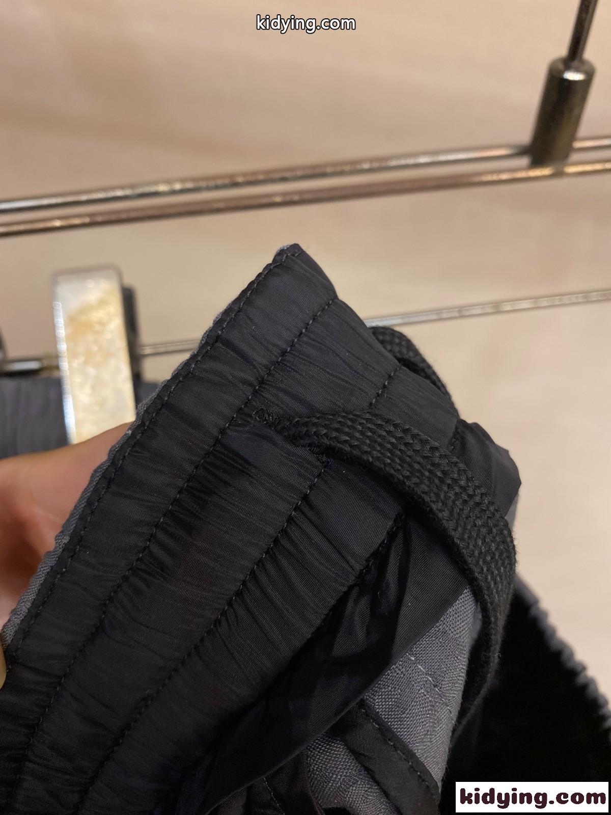 上品 カジュアル GG ナイロン ジョガーパンツ グッチ パンツ コピー ズボン-2