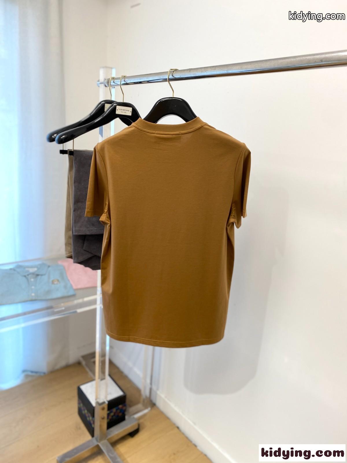 ロエベ Tシャツ 偽物 定番 ロゴ入り 半袖Tシャツ クルーネック ブラウン-3