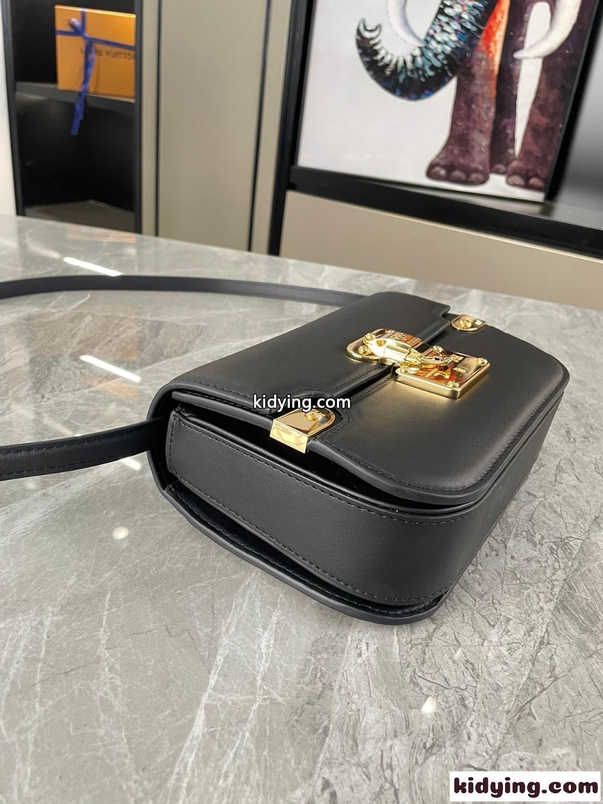 ルイヴィトン M23655 オルセー ショルダーバッグ スーパーコピー ブラック-1