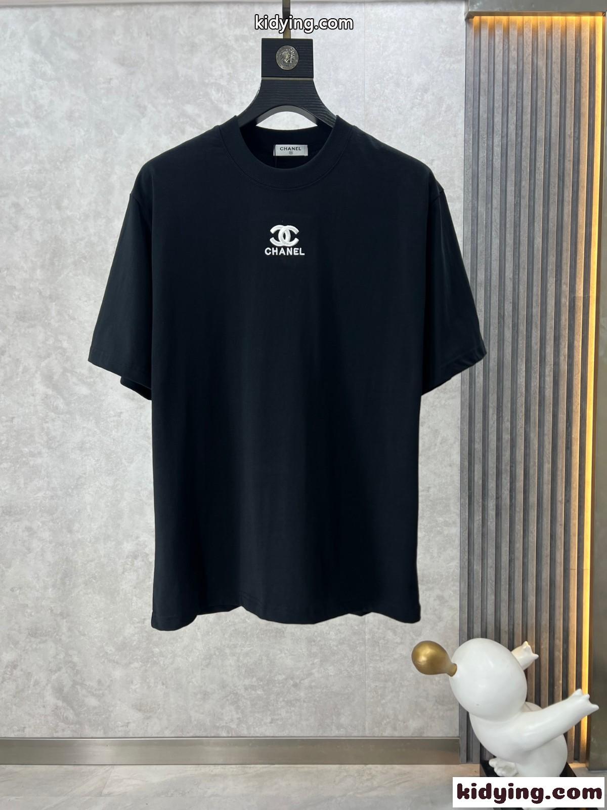 シャネル Tシャツ 偽物 シンプル クルーネック コットン 長袖Tシャツ ブラック-0