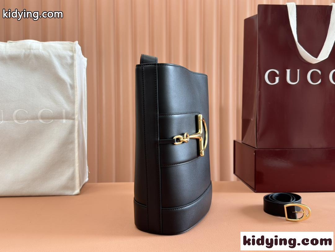 Gucci 73 ミディアム バケットバッグ グッチ バッグ スーパーコピー 833660 ブラック-1