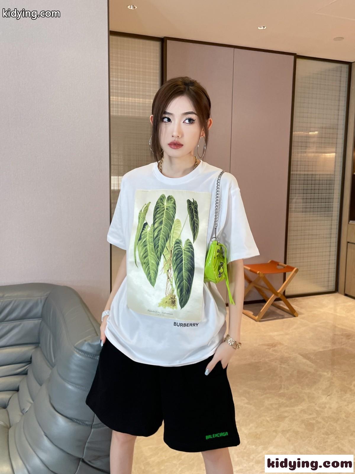 おしゃれ ボタニカルスケッチプリント コットン バーバリー Tシャツ コピー 半袖 クルーネック-4