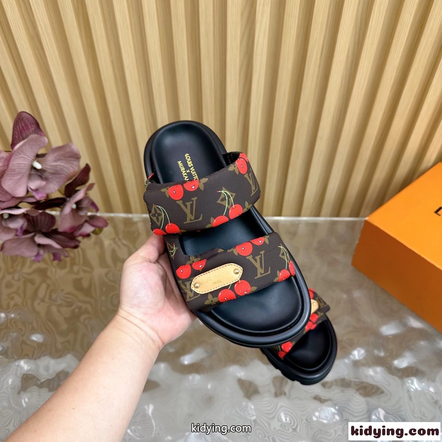 LV × TM プールピロー ミュール ルイ・ヴィトン サンダル スーパーコピー ブラウン-4