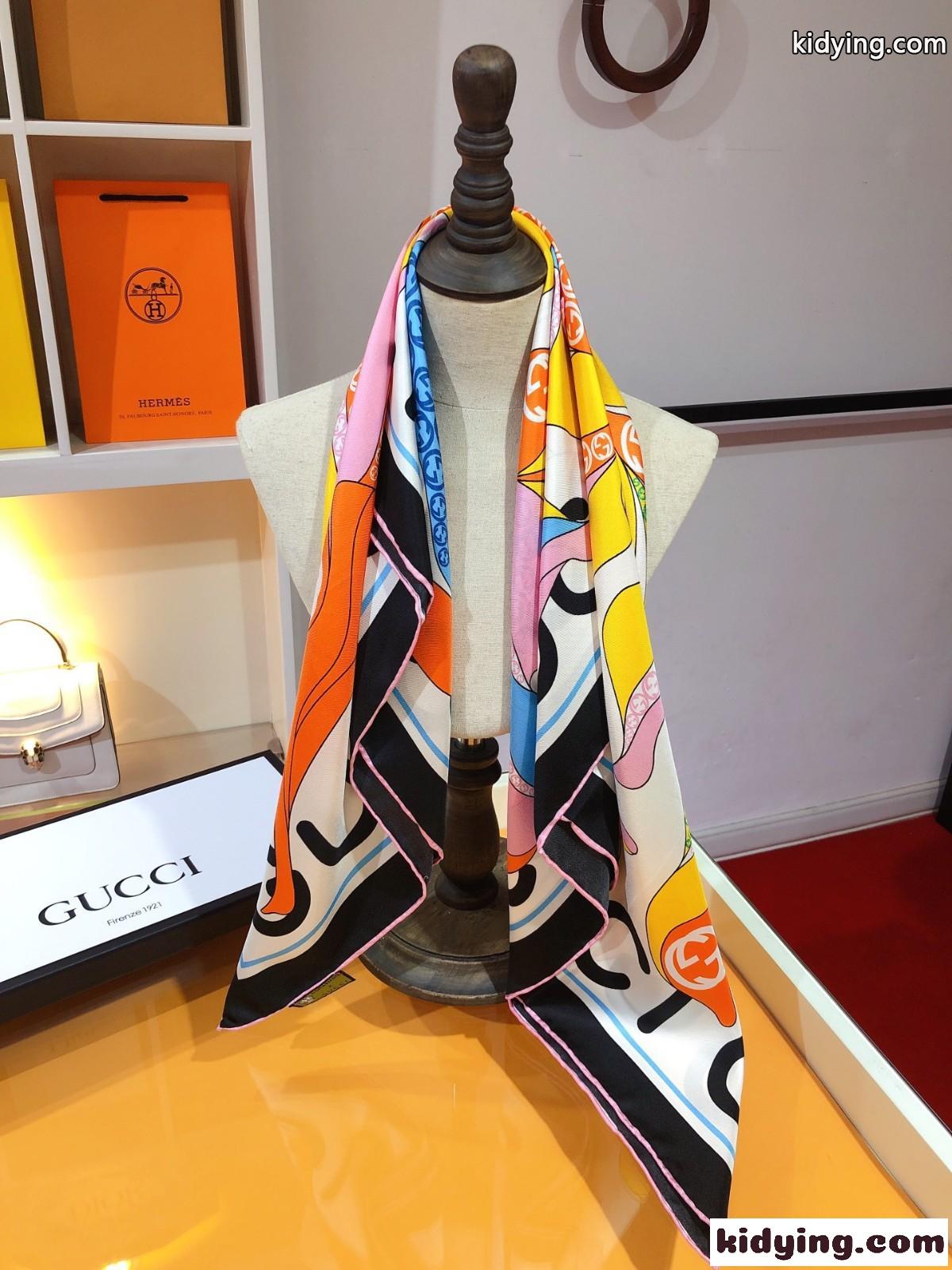 レディース エレガント GUCCI マキシ フラワー プリント シルク スカーフ スーパーコピー 90CM-3